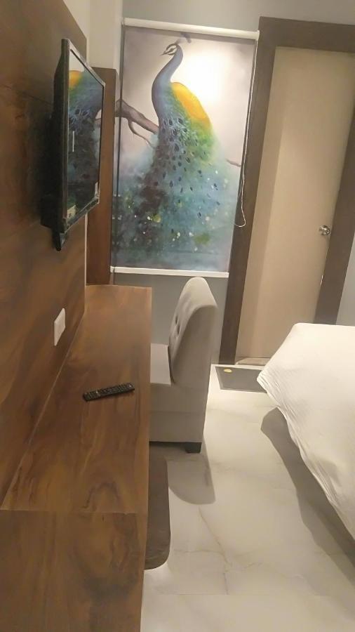 Hotel The Nilsa New Delhi Eksteriør bilde